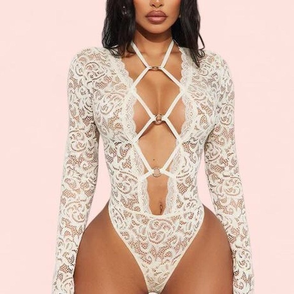 Fashion Nova Cream Lace Bodysuit - Picture 9 of 13